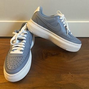 Nike Court Vision Alta